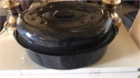 Graniteware Enamel Oval roaster with rack-large