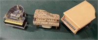 Lot of 3 vintage piano music boxes working