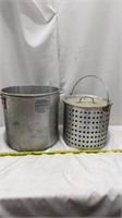 Stock Pot, Basket with Lid and Handle