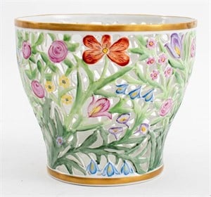 Plaue Schierholz German Porcelain Cache Pot