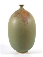 GREEN PINCHED NECK VASE