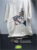 Calvin’s Vintage T Shirt, CASE Metal Sign, Duck
