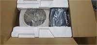 New in box Honeywell cool moisture humidifier