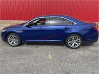 2014 FORD TAURUS LIMITED 135,762 miles