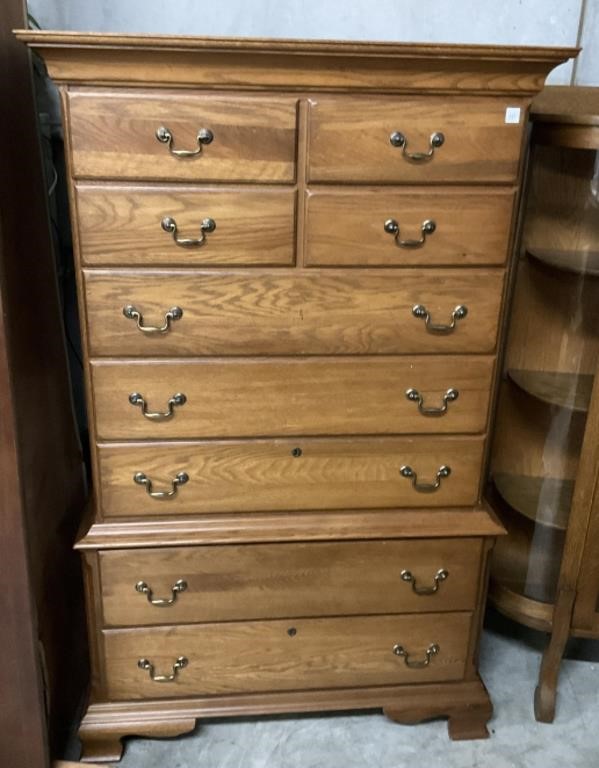 Vintage Governors Oak 9 Drawer Dresser By Kincaid