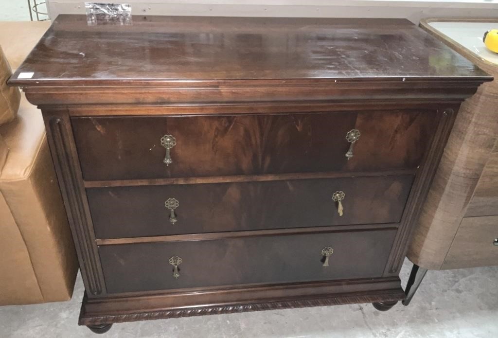 Vintage National MtAiry 3 Drawer Dresser