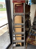 WERNER ALUMINUM 6 FT LADDER