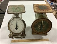 2 vintage scales