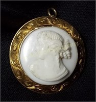 M14 Cameo Pendant/Brooch