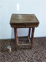 Écritoire ancien,  21"×17"31" old writing desk