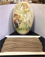 Mixed lot, one large Easter egg, space inside for