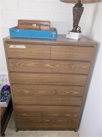 CHEST OF DRAWERS, 8 DRAWER