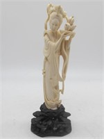 EARLY CARVED IVORY LADY W/ FRUIT TRAY MINT 7.25"
