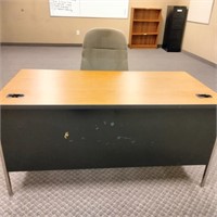 Desk with Chair 60" x 29.5" x 30    (R# 203)