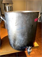 ALUMINUM STOCK POT W/SPIGOT 16" X 18"