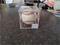 Autographed baseball-Bud Smith no cert