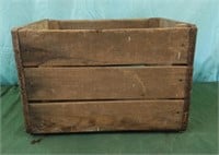 Trap H. Cribb & Sons wood crate
