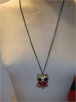 LONG VINTAGE OWL NECKLACE W/GOLD TONE CHAIN