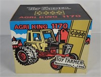 New Toy Farmer Agri King Diecast Tractor