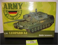 Heller Leopard A4 Tank, 1:35 scale, Mint, sealed