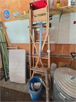 5' & 6' Wooden Ladder - Misc - Post Ponder