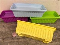 4 new planter boxes with spring colors