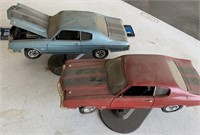 2 Die Cast Chevelle SS 1970 Ertl Red & Blue