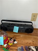 GPX cassette player boom box radio