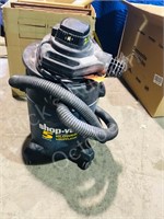 Shop vac - 5 Gal .