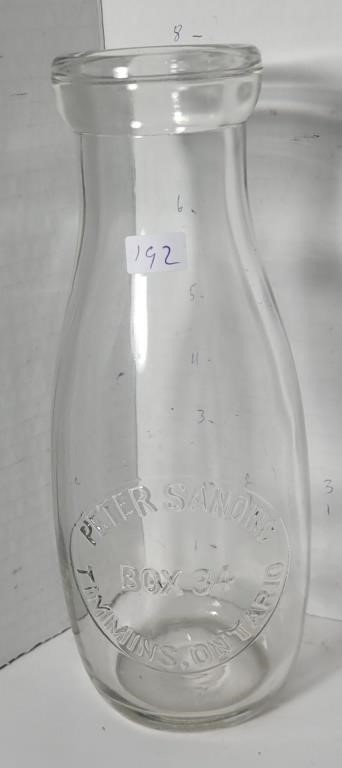 STUNNING MILK BOTTLE AND DAIRY COLLECTABLES AUCTION