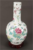 Large Chinese Porcelain Vase,