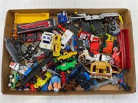 LARGE FLAT OF ASSORTED HOT WHEELS, MATCHBOX &