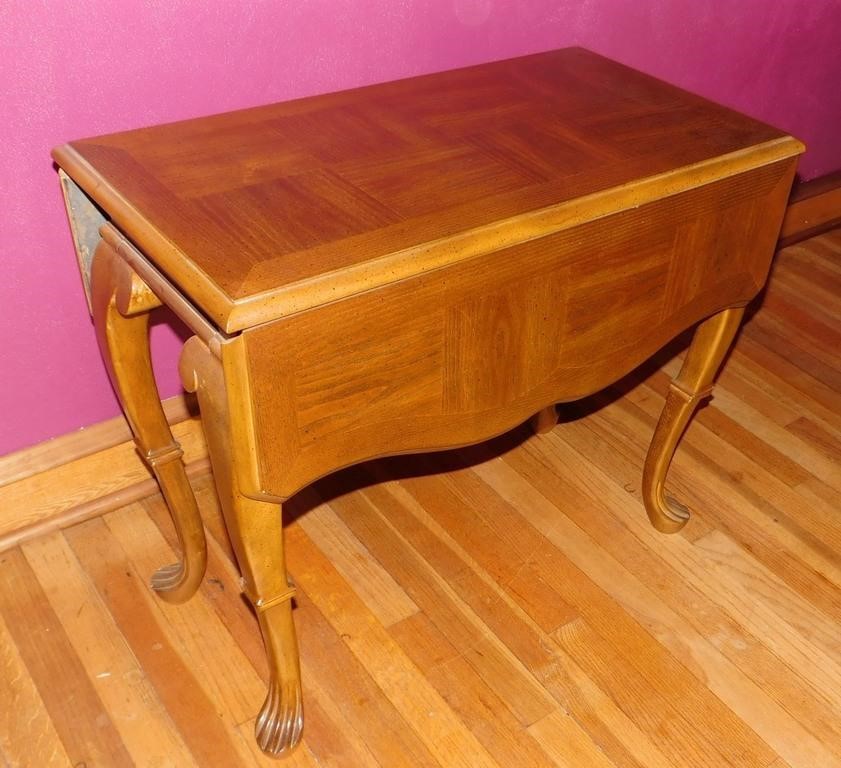 Universal Furniture Ltd. Parquet Drop Leaf  Table