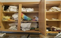 Large lot of Towels