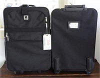 Lot #3595 - (2) travel suitcases