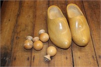 Wooden Dutch shoes and knobs