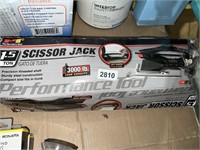 PERFORMANCE TOOL SCISSOR JACK