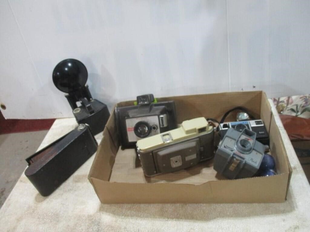 6 antique cameras