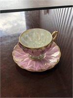 Fan Crest pink tea plate