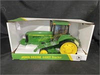 John Deere 8400T tractor, 1/16 scale, Ertl Co.