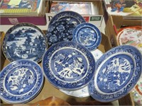 COLL OF BLUE WILLOW AND MISC PLATES AND BOWLS