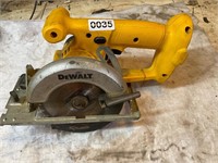 Dewalt DW936 CORDLESS circular saw-works
