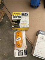 BRK SMOKE AND CARBON MONOXIDE ALARM AC POWERS AND