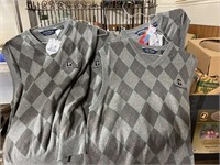 6 Collegiate licensed sweater, vest sizes, large
