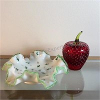 Ruffled Dish & Glass Strawberry