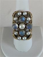 GOLD TONE RING WITH PEARLS SIZE 8 MARKED INDIA