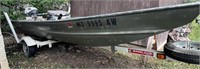 IN GF, MT  2005 Lowe Flat Bottom Fishing Boat