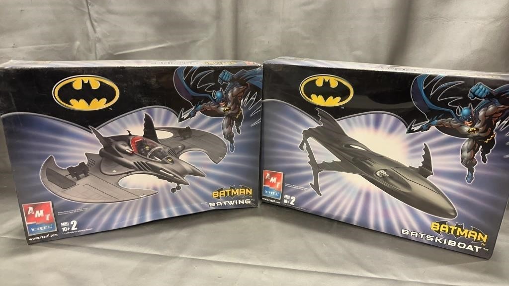 1:25 scale model kits Batman qty 2