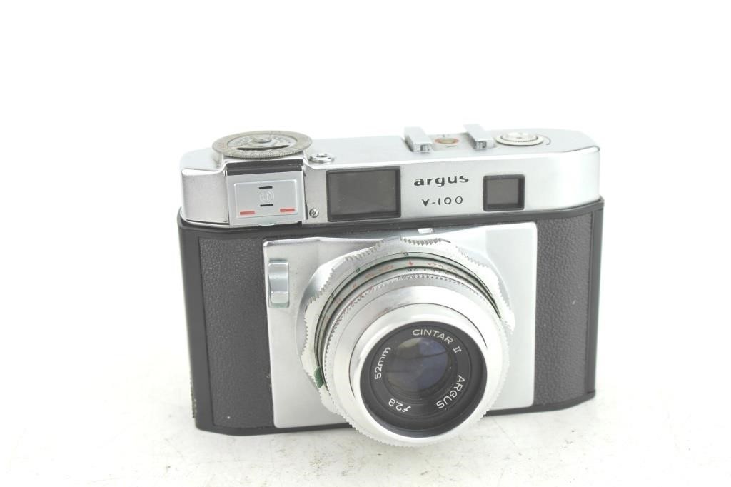 ARGUS V-100 35MM RANGEFINDER CAMERA