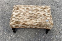 NICE VINTAGE FOOT STOOL 19X12X10 INCHES
